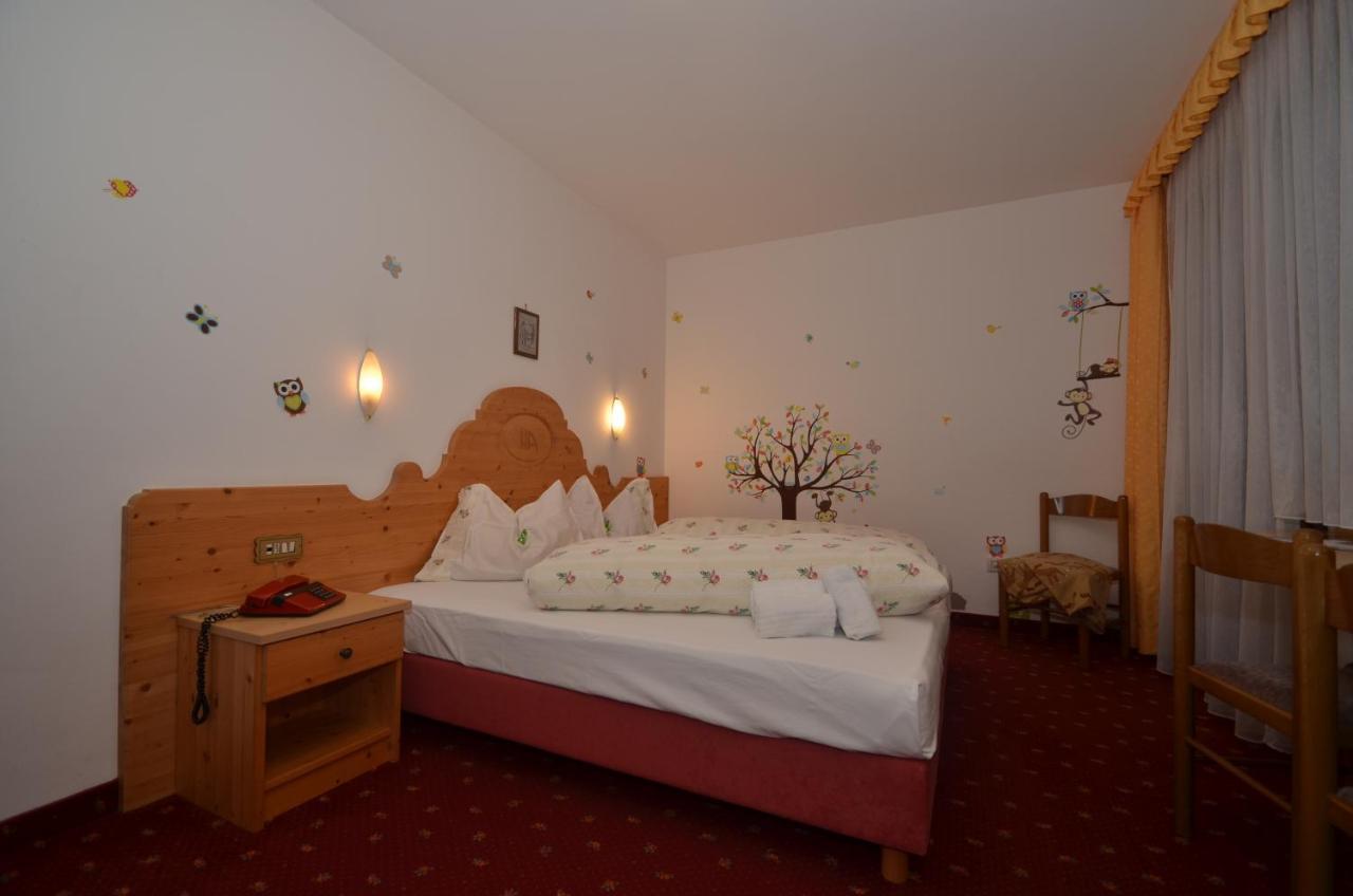 Hotel Albe ร็อคคา ปิเอโตเร ภายนอก รูปภาพ